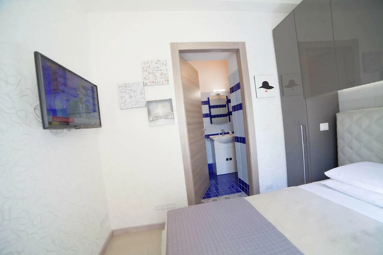 ** Affittacamere Imhome - Cadorna House Milano Italia